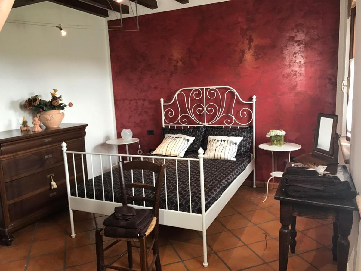 B&B Il Martin Pescatore Bagnolo San Vito Eksteriør billede