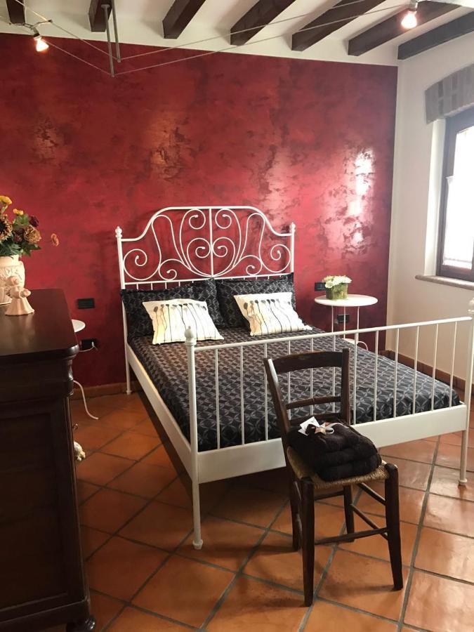 B&B Il Martin Pescatore Bagnolo San Vito Eksteriør billede